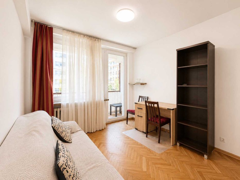3 oddzielne pokoje | Muranów  |  Pieski Akceptowane | Dwa Balkony | Piwnica | Blisko Arkadii | Blisko Centrum  | Anielewicza