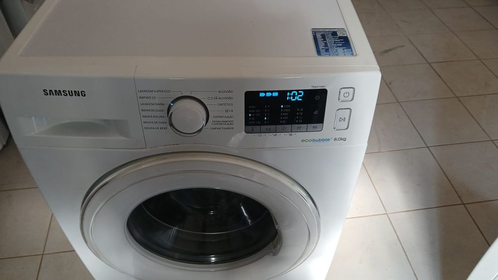 Maquina lavar roupa