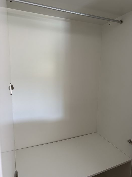 Roupeiro Branco com 3 portas