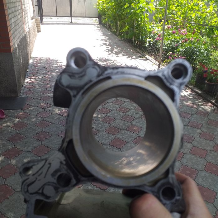 Колінвал,циліндер Ямаха маджесті 250