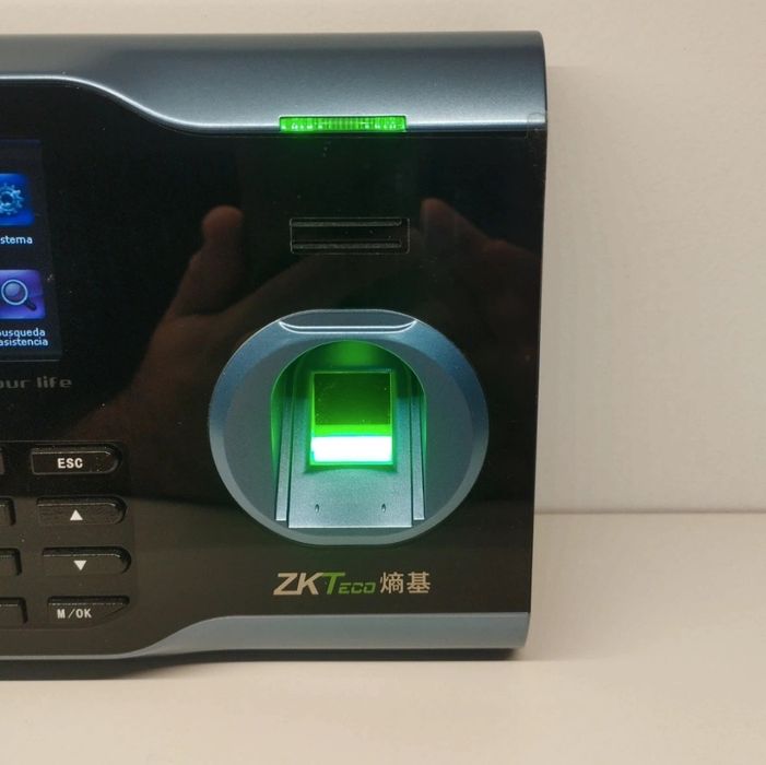 Terminal biométrico ZKTeco U160