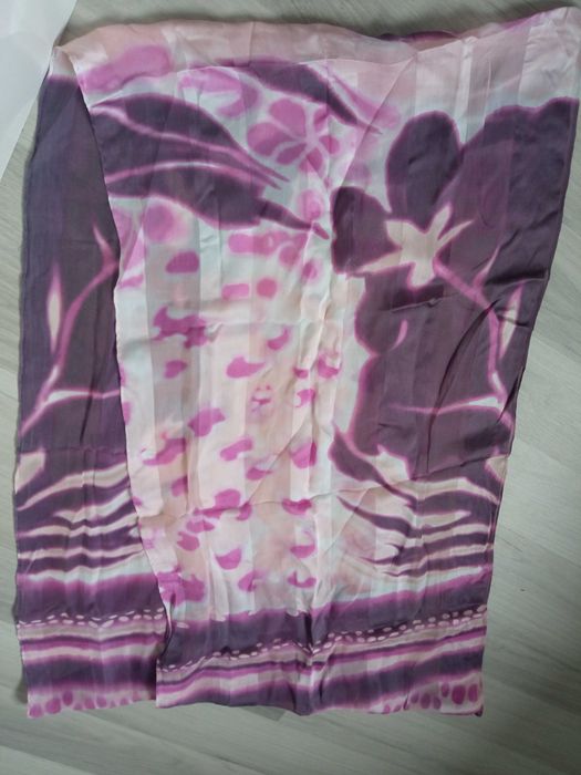 Zwiewny szalik apaszka r 175x44