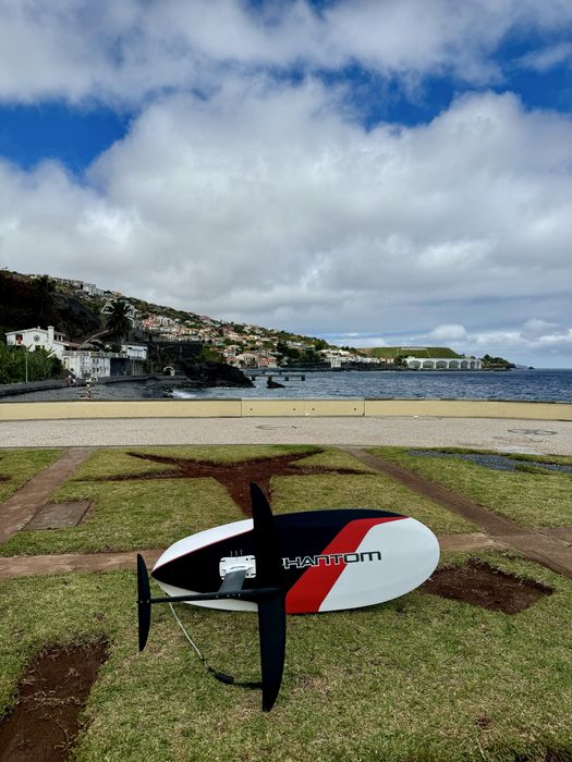 Prancha Phantom mid lenght FoilDrive Parawing Downwind