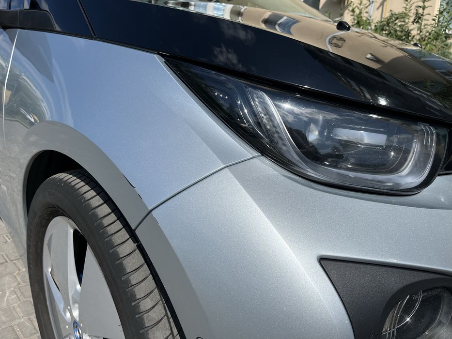 Електромобіль BMW I3