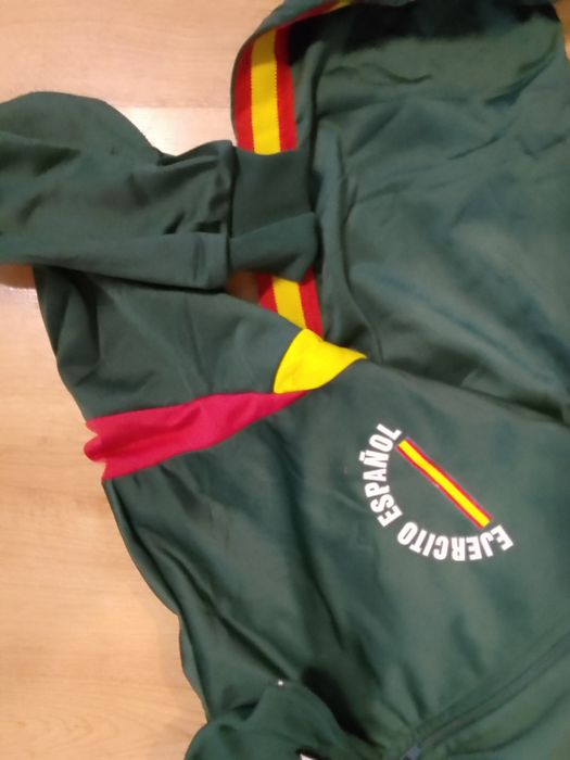 Dresy męskie hiszpańskie