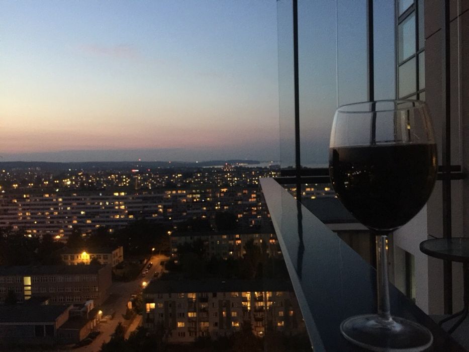 Apartament na 16 piętrze z widokiem na morze i miasto  na doby 6 osob