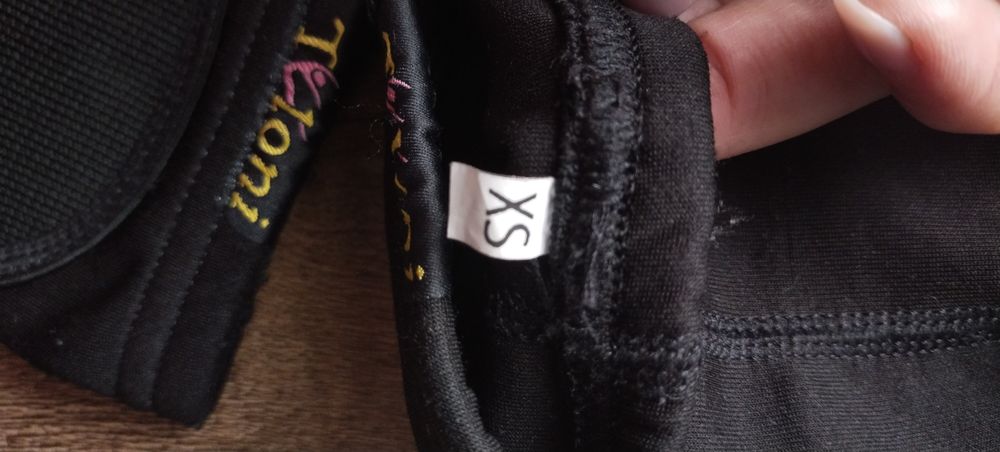 Наколінники Tuloni