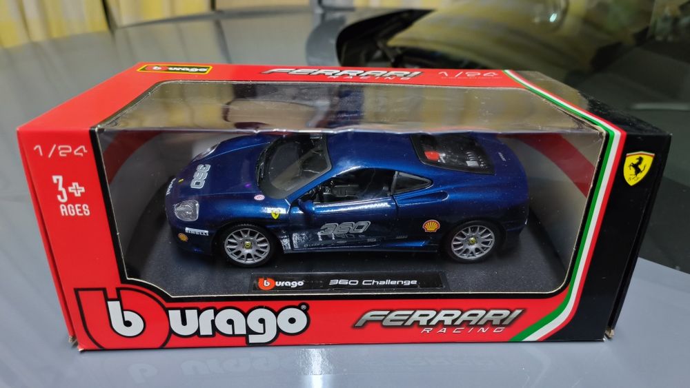 Bburago FERRARI 360  CHALLENGE - 1:24 Burago