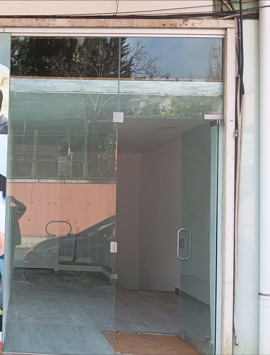 Arrendo Loja em São Domingos Benfica Lisboa .