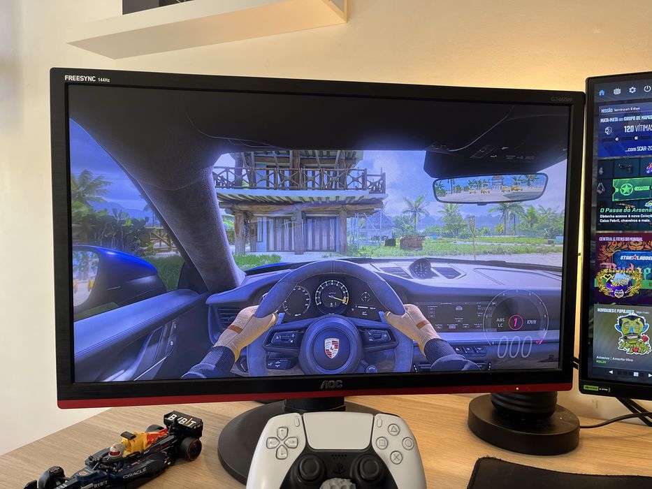 monitor AOC (1 ms / 144hz)