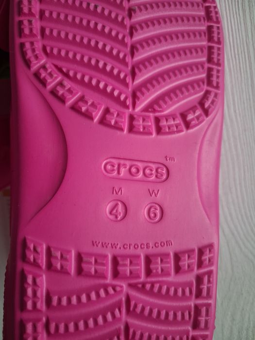 Crocs rozmiar M4W6 nowe