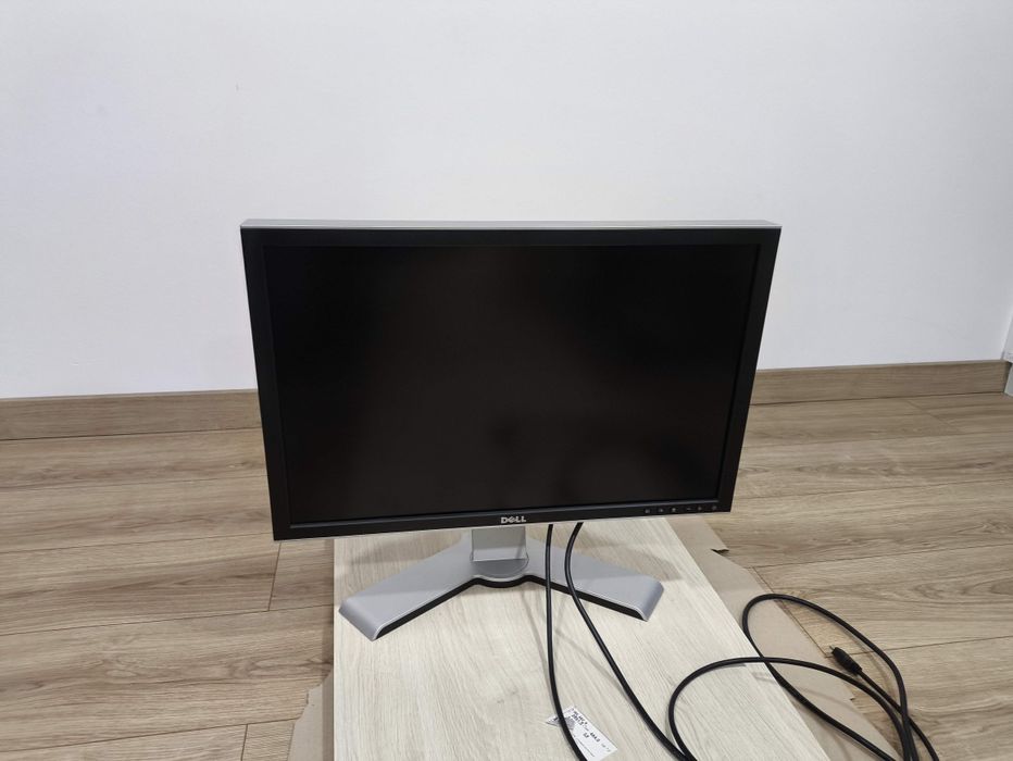 Monitor Dell 2408WFP 24" 1920x1200, PIVOT, hub USB, HDMI