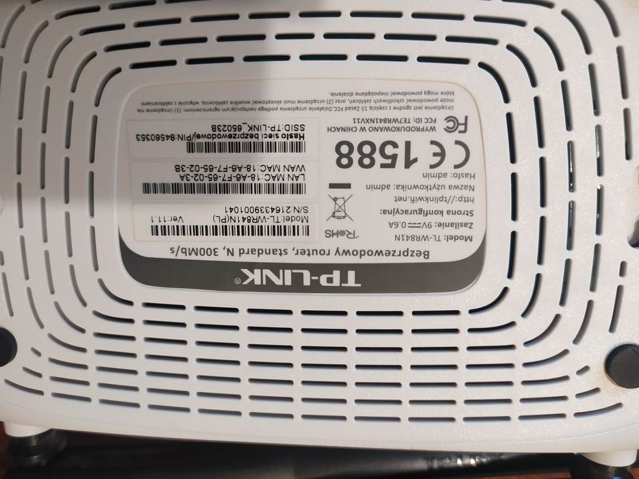 Bezprzewodowy router TP-LINK, standard N, 300 Mb/s