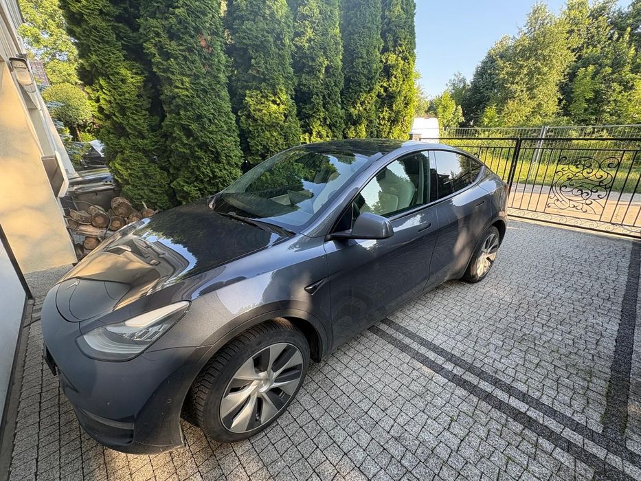 Tesla Model Y Tesla Y - RWD, rok 2021, bateria po wymianie