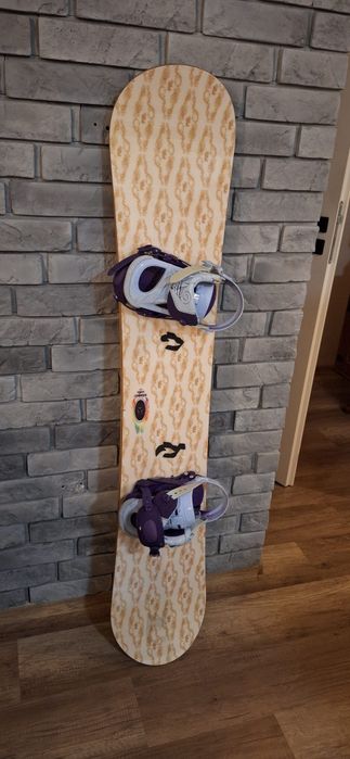 Deska snowboard Atomic Tica 151, wiązania FORUM