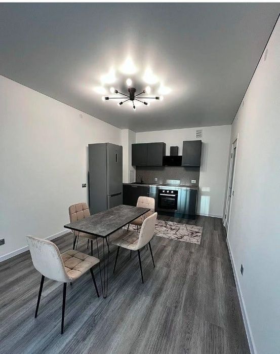 Продаж квартири ЖК Лебединий, вулиця Ревуцького 40Б