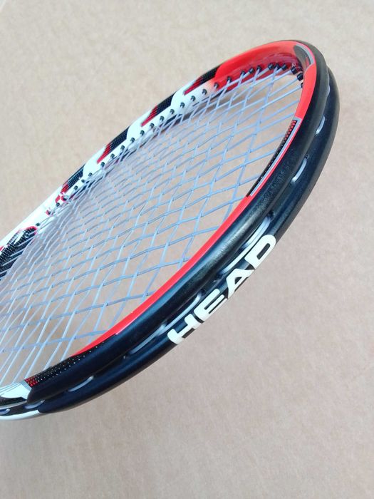 Rakieta head Radical Pro Microgel jak Wilson Yonex