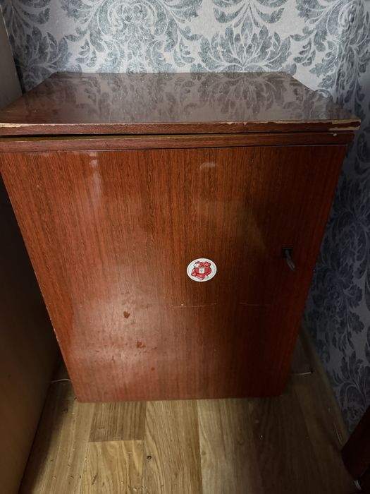 Швейна машинка Чайка 142М