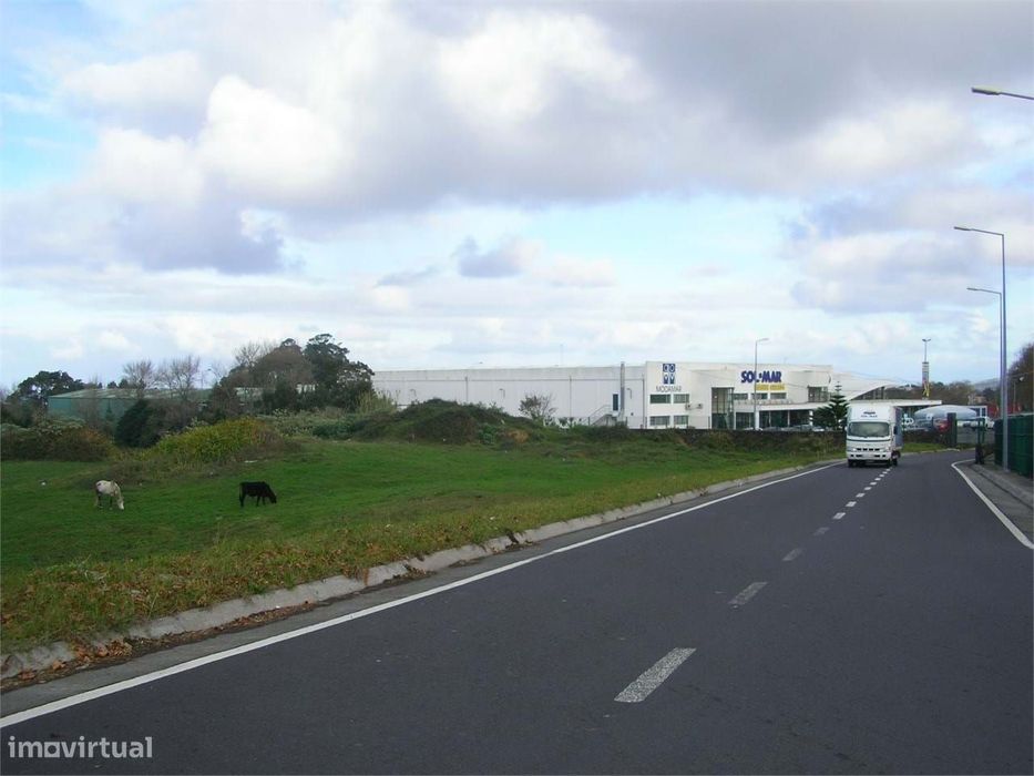 Terreno Rústico em zona urbana