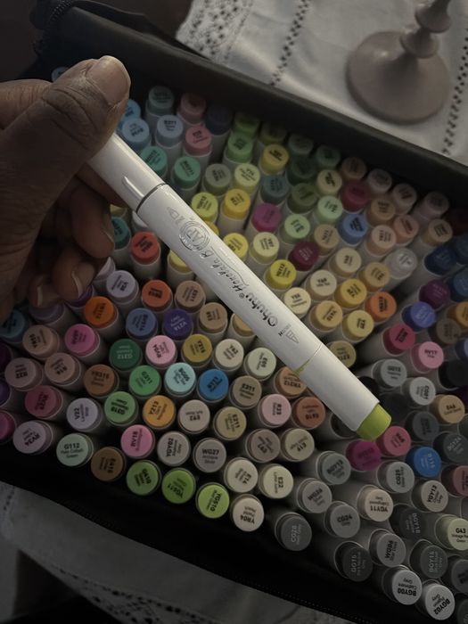 216 canetas ohuhu honululu + 2 canetas de gel posca e gelly roll
