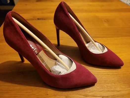 piękne wrzosowe szpilki Tamaris NOWE