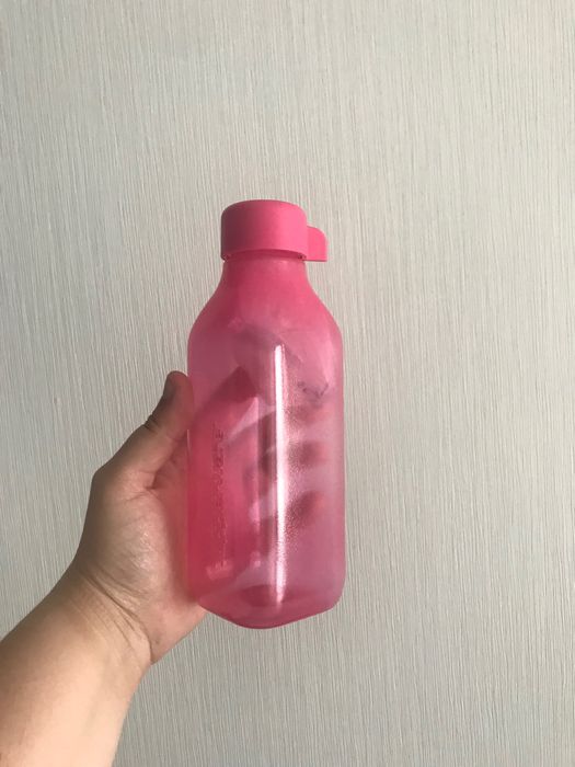 Garrafa 500ml Rosa Tupperware