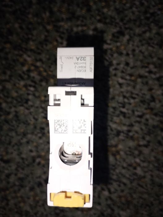 Автомат Schneider Electric GB2CD08 3А, TeSys GB2