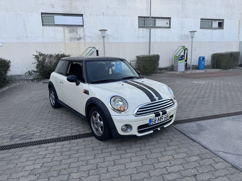 Mini cooper em bom estado geral