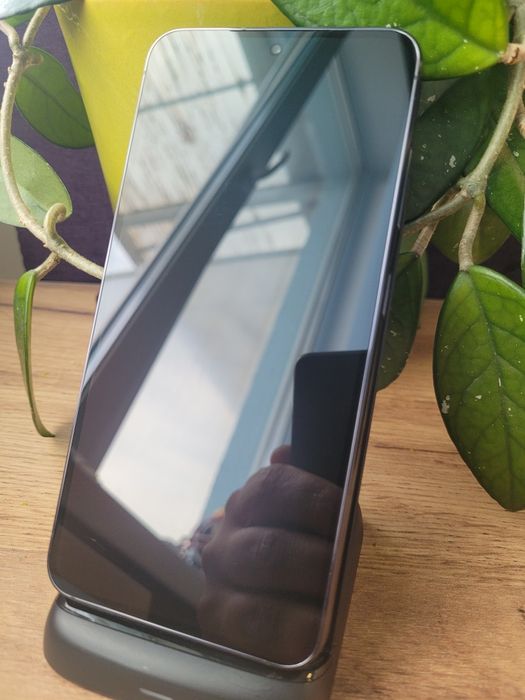 Samsung S23 8/128 gb