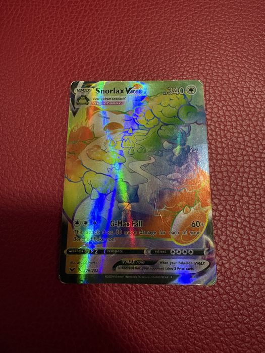 Carta Pokémon Snorlax VMAX secret rare rainbow