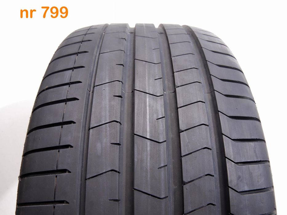 Pirelli P Zero PZ4 275/40 R19