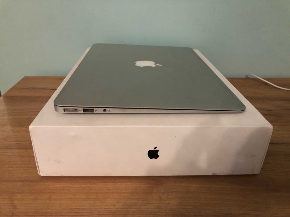 MacBook Air A1466
