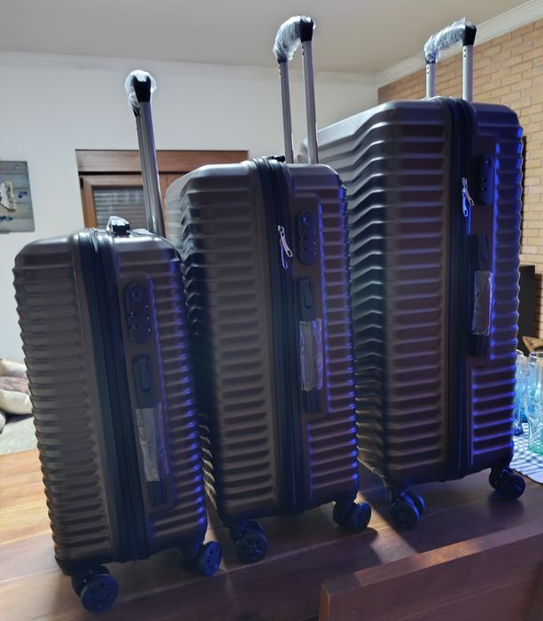 Lindo Set de 3 Malas de viagem com rodas a 360°. Novas!