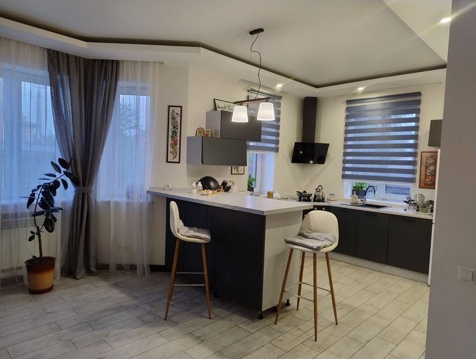 Продам дом в селе Хотяновка, с/т Кривое Озеро, 163 м.кв.