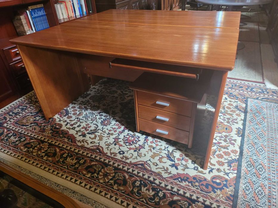 Wooden Desks with Sliding Shelf and Drawer Unit64584265400579124