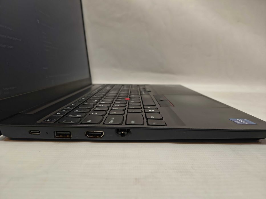 Laptop Lenovo ThinkPad E15 Gen 4 i7-1255U 16/256GB