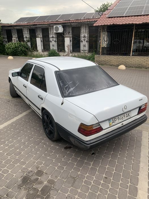 Продам мерседес w124