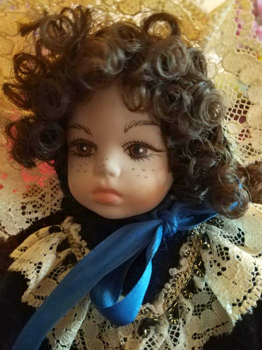 bonecas de porcelana