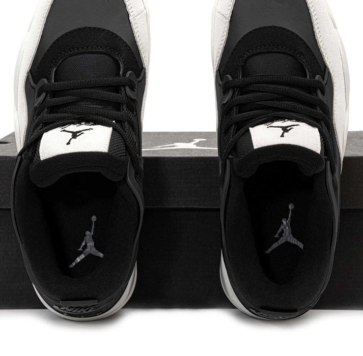 Мужские кроссовки Nike Air Jordan 4 RM Black/White. 40-45