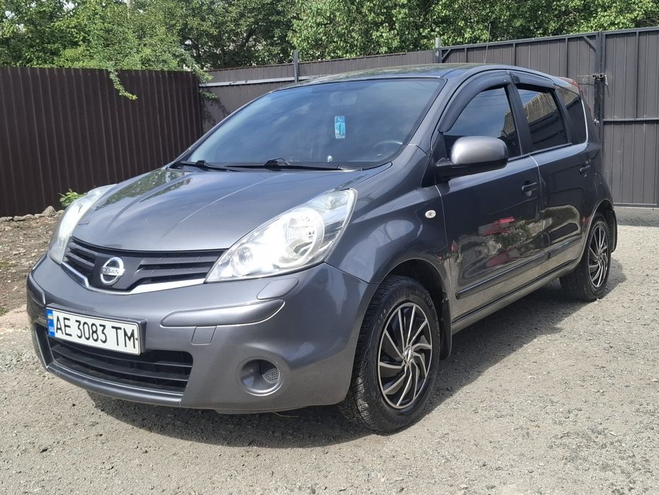 Nissan Note 2011 г.в.,в хорошей комплектации!
