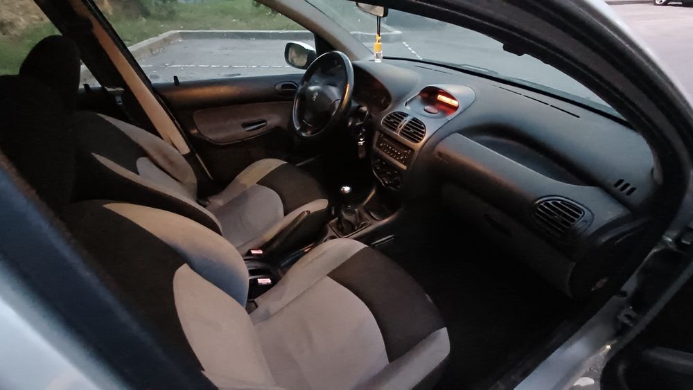 Peugeot  206 hdi foto 5