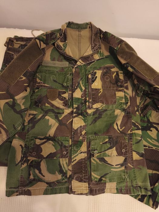 Farda Militar - 3 calças + Dolman