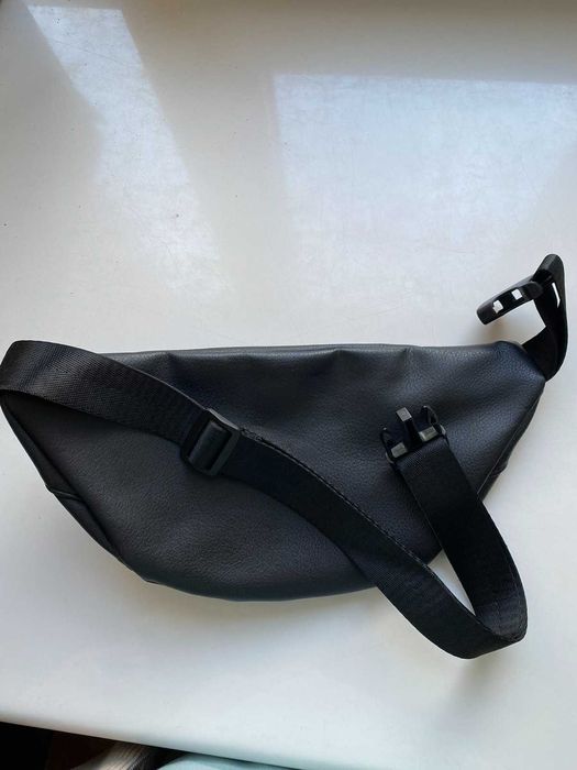 бананка сумка на пасок сумка на пояс sinsay harvest вживана