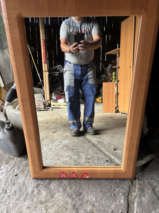 Meble przedpokojowe .