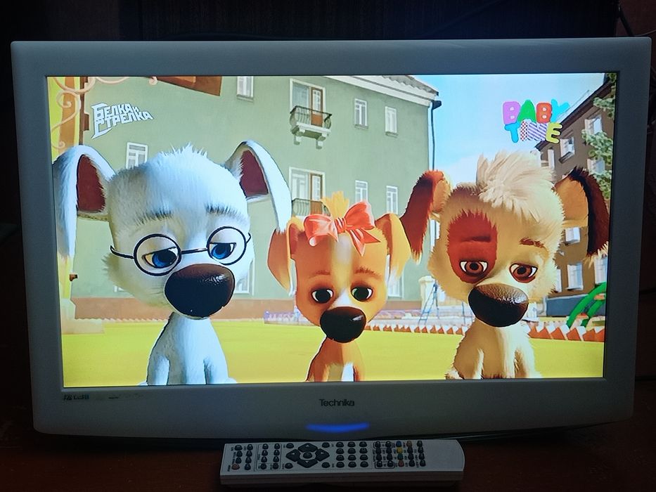 Рабочий LCD тел-р с кронштейном.