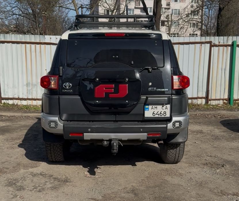 FJ Cruiser задній бампер всьорі з кликами та фарами додаткового світла