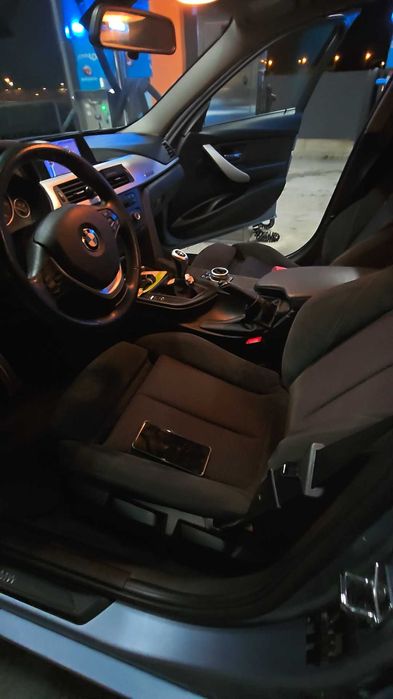 BMW 320i F30 (2012) | Look Desportivo | Ler Descrição (Avaria)