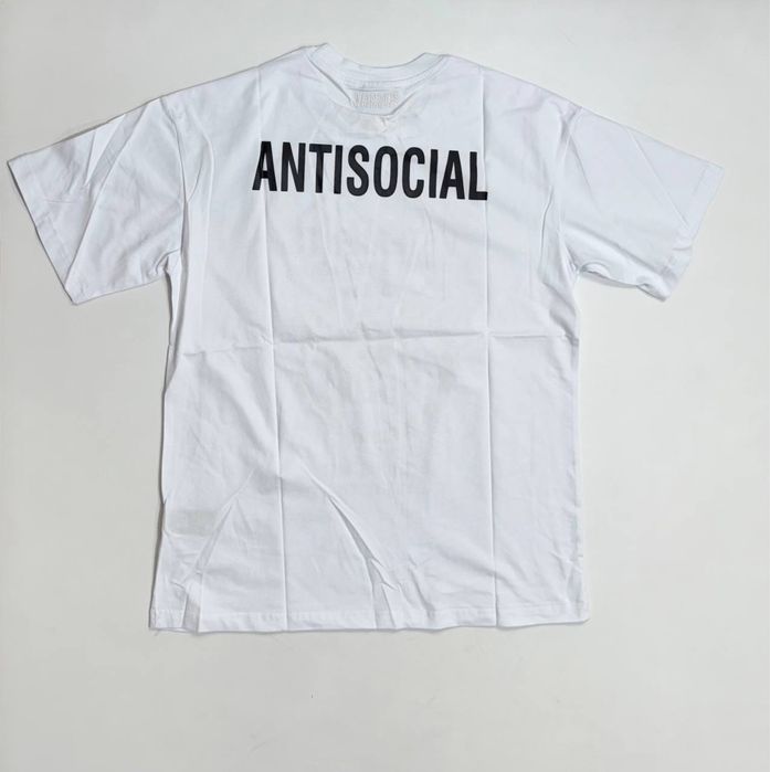 футболка Vetements Antisocial White T-shirt