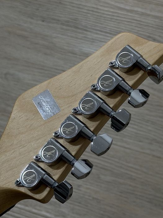 Guitarra novinha