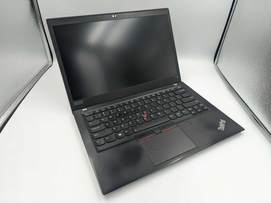 Lenovo ThinkPad t490s